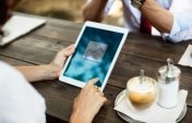 Web Siteniz İçin Güçlü Altyapı: Kaliteli Hosting v...